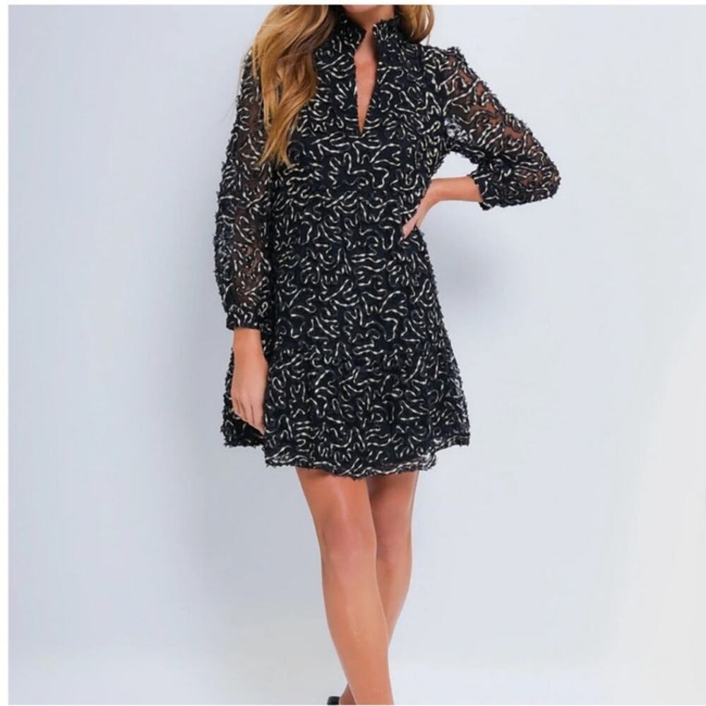 TUCKERNUCK Nightly Organza Palmerston Dress Black Gold Size Large